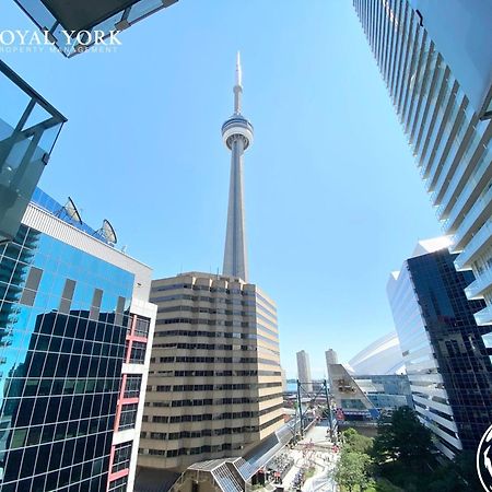 Skyline Suites - Walk To Mtcc, Acc, Rogers Centre & Entertainment District Торонто Екстериор снимка
